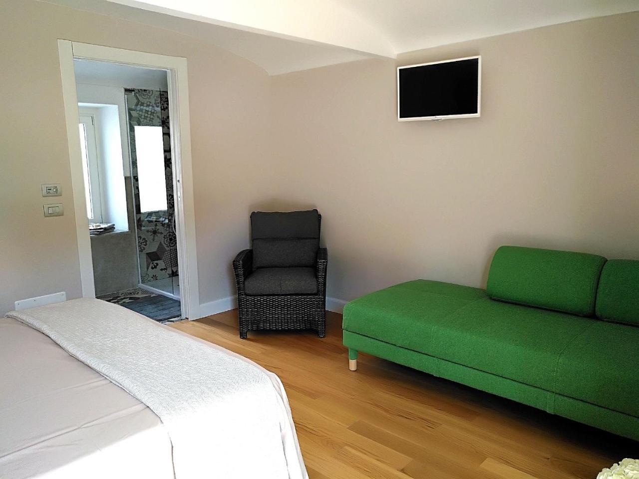 B&B "Madama Granet" Борго Сан Далмацо Екстериор снимка