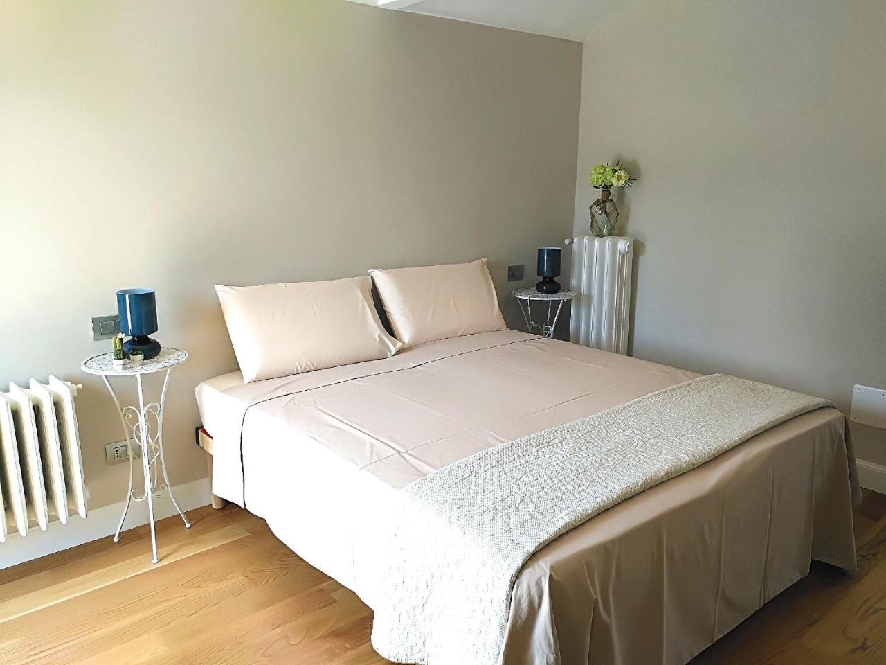 B&B "Madama Granet" Борго Сан Далмацо Екстериор снимка